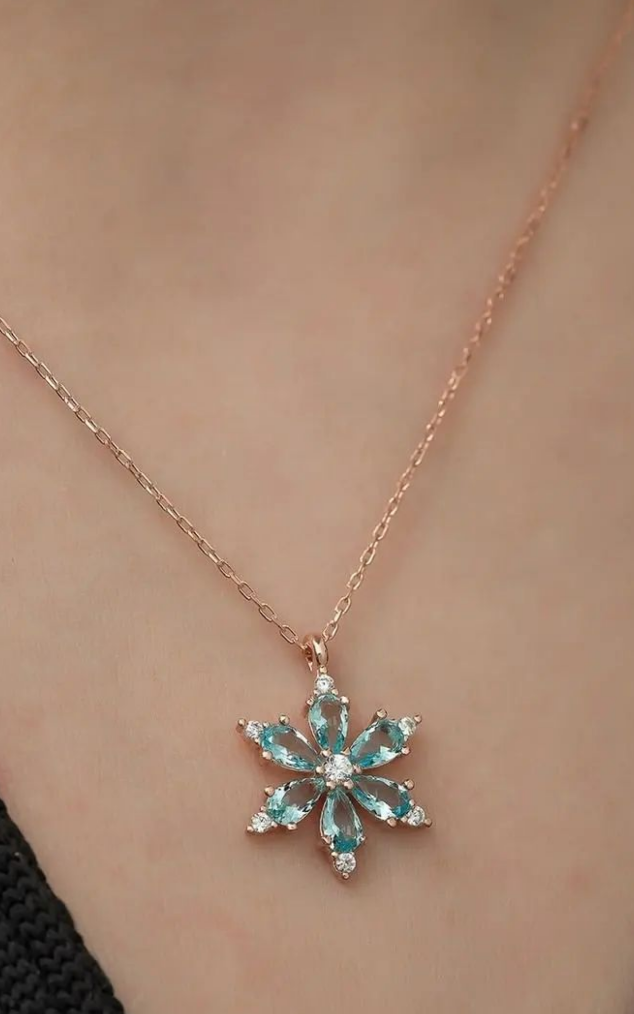 Aquamarine Flower Necklace