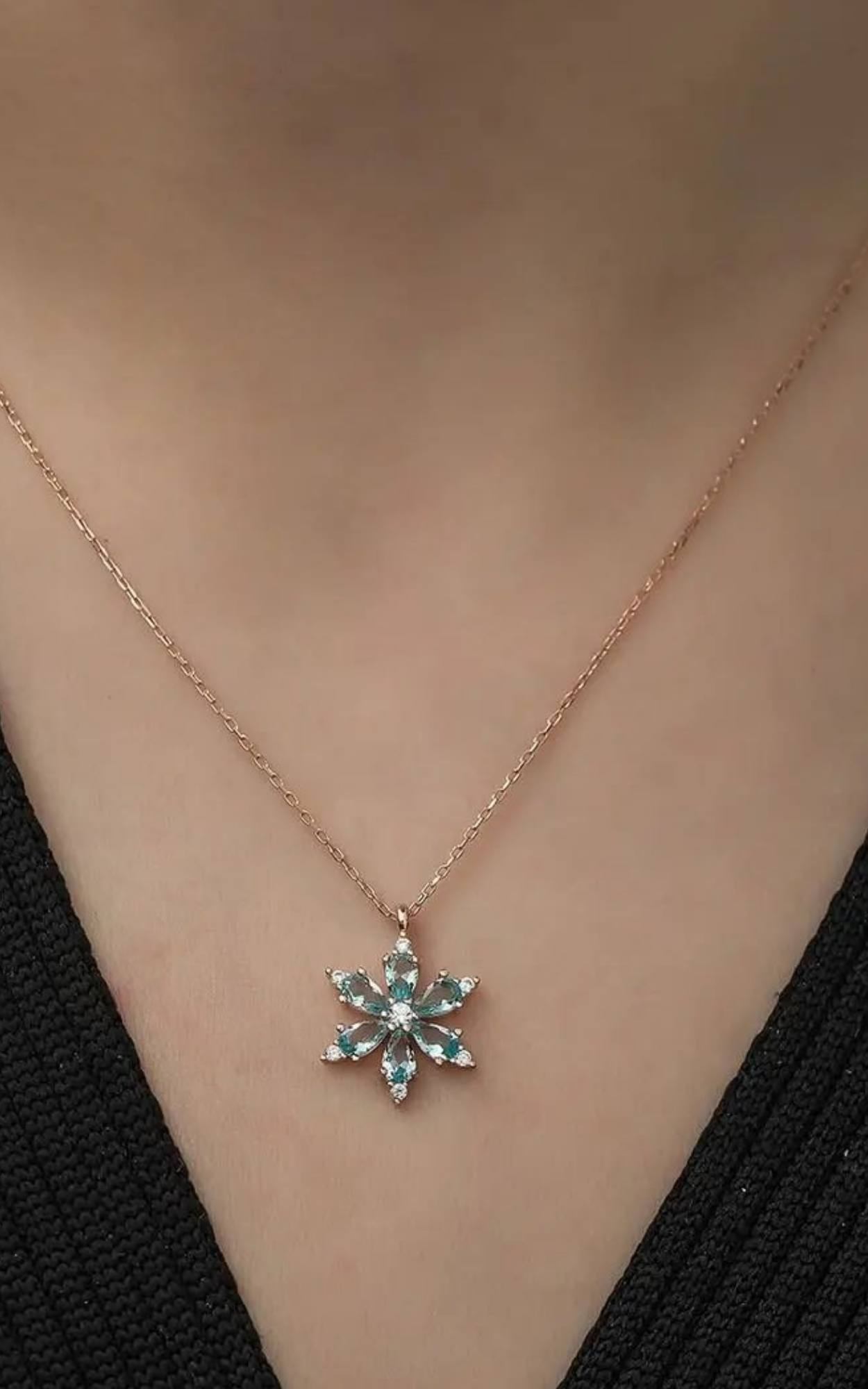 Aquamarine Flower Necklace