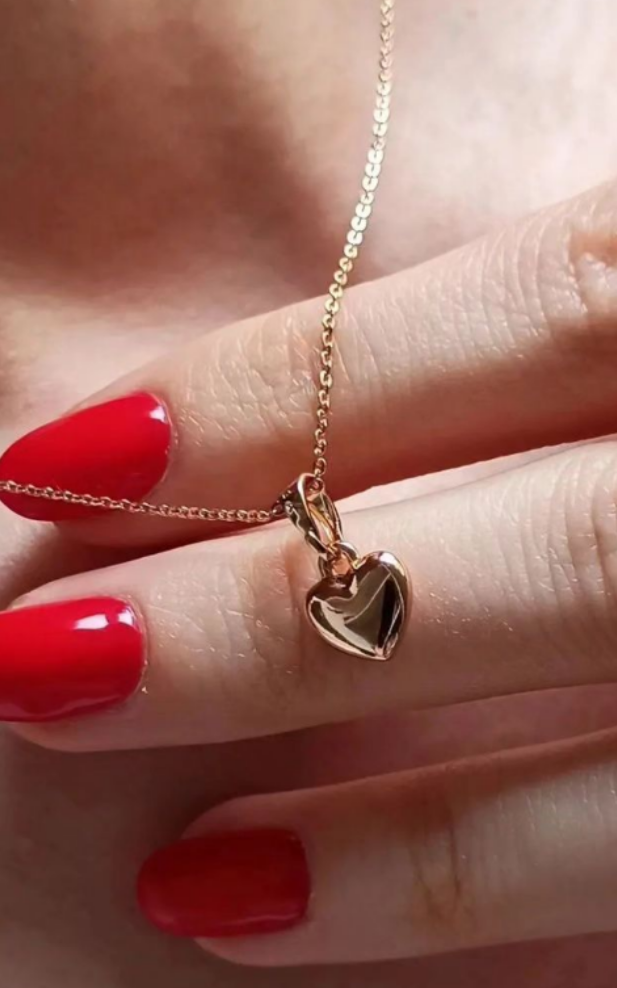 Solid Heart Pendent Necklace