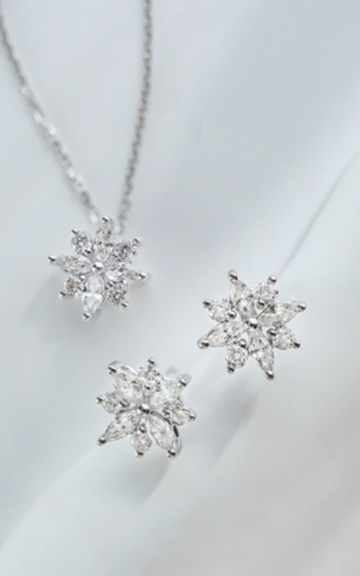 Marquise Flower Necklace