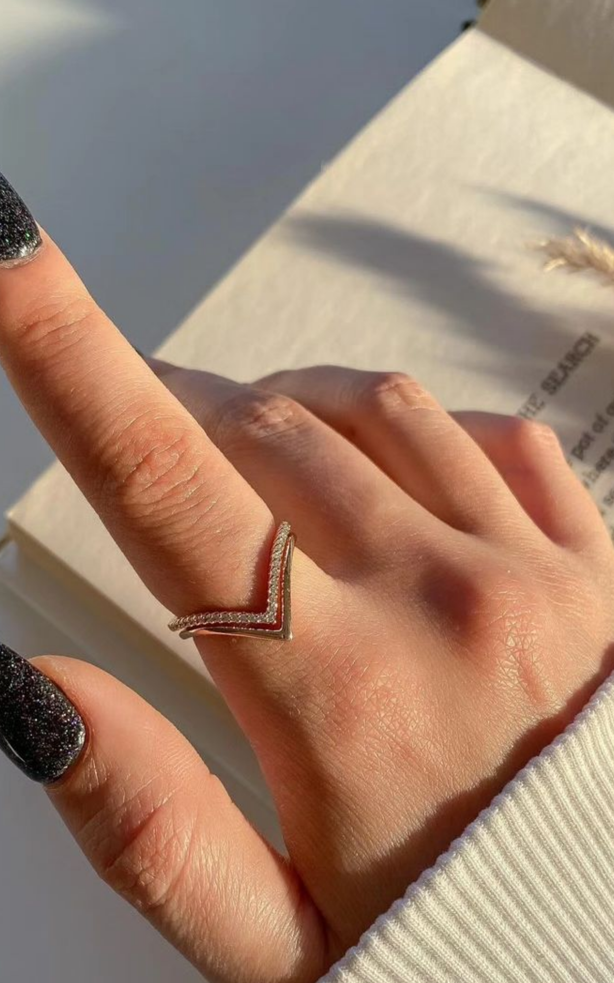 V ring
