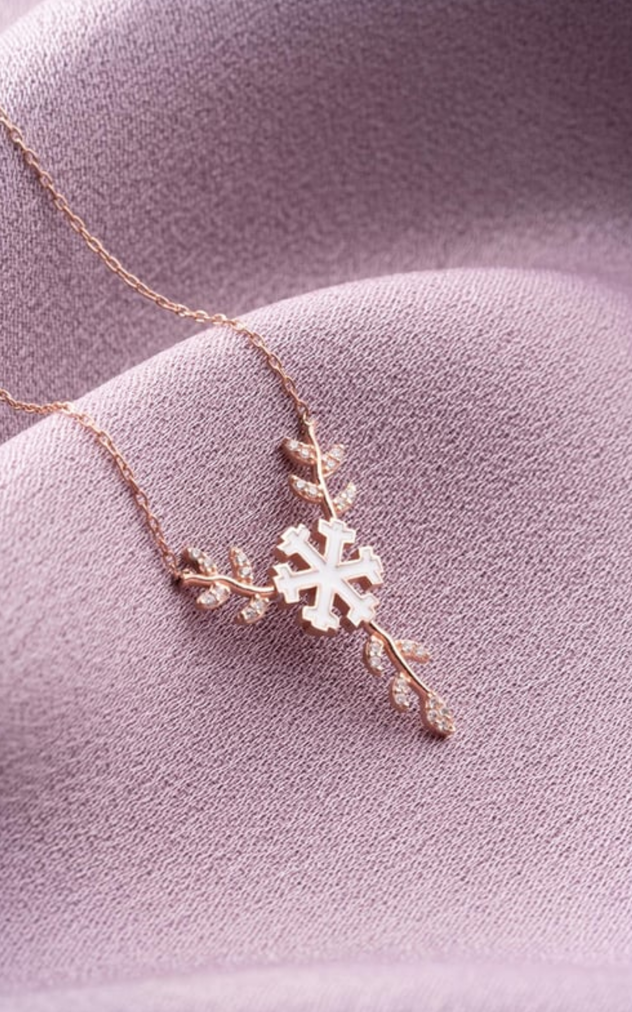 Leafy Snowflake Necklace