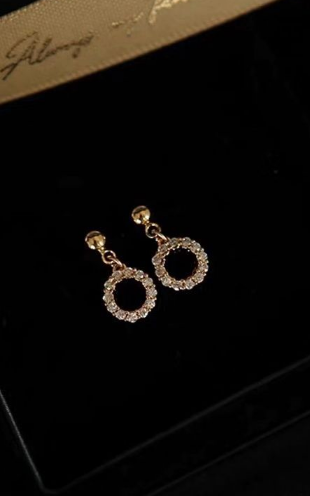 Diamond Round drop Earrings