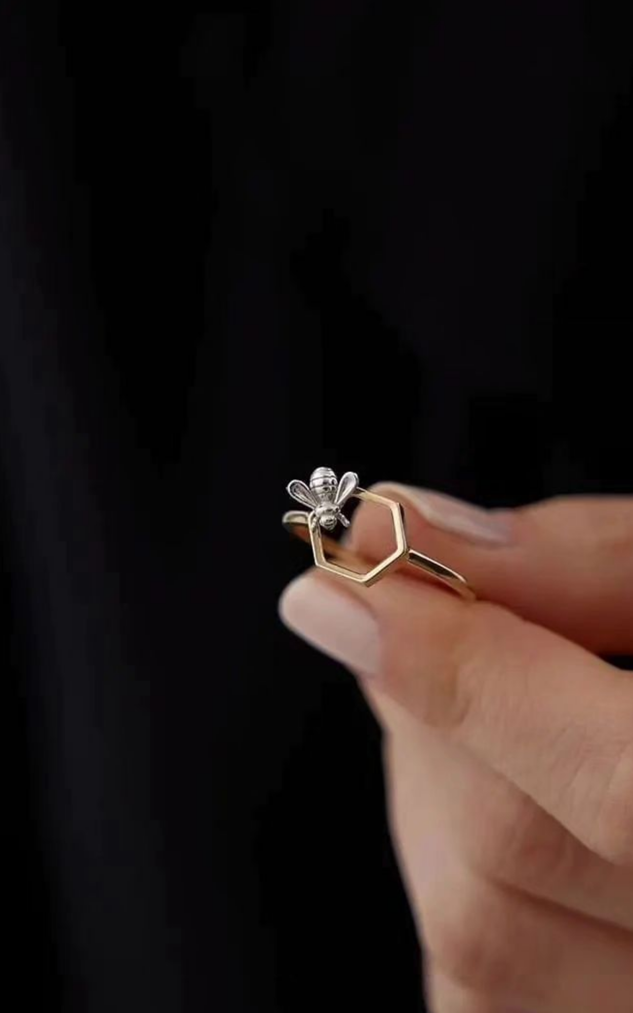 Bee Ring
