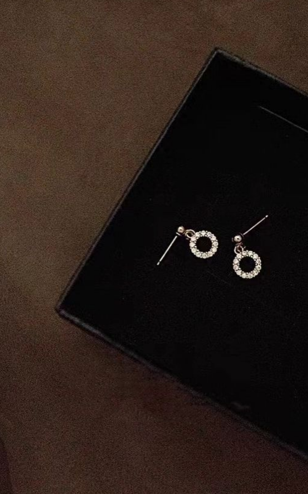 Diamond Round drop Earrings