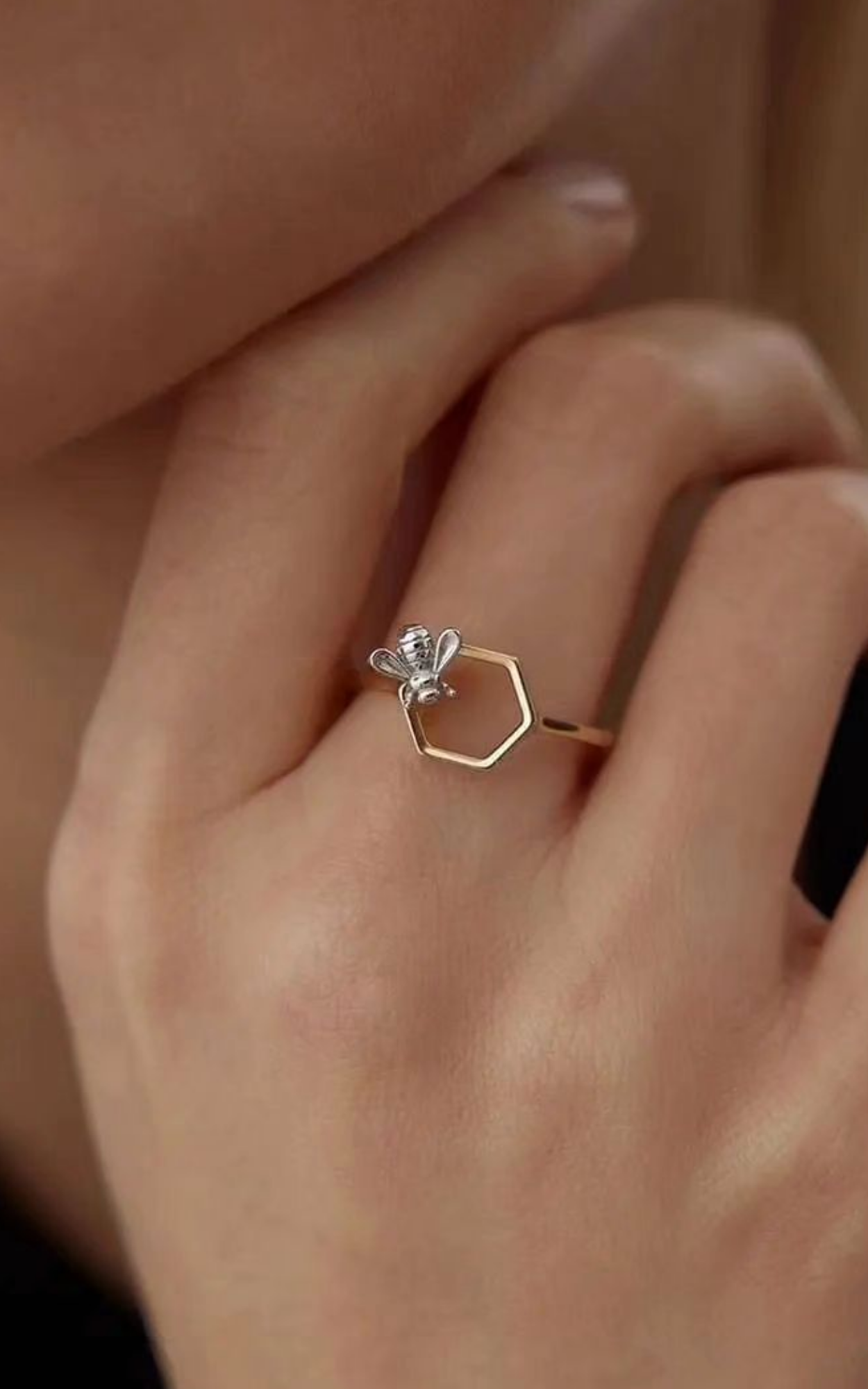 Bee Ring