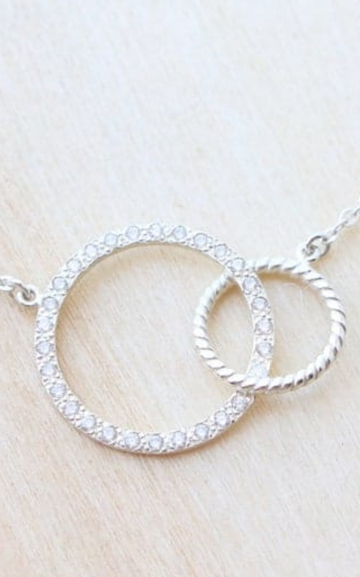 Rings Hooked Necklace