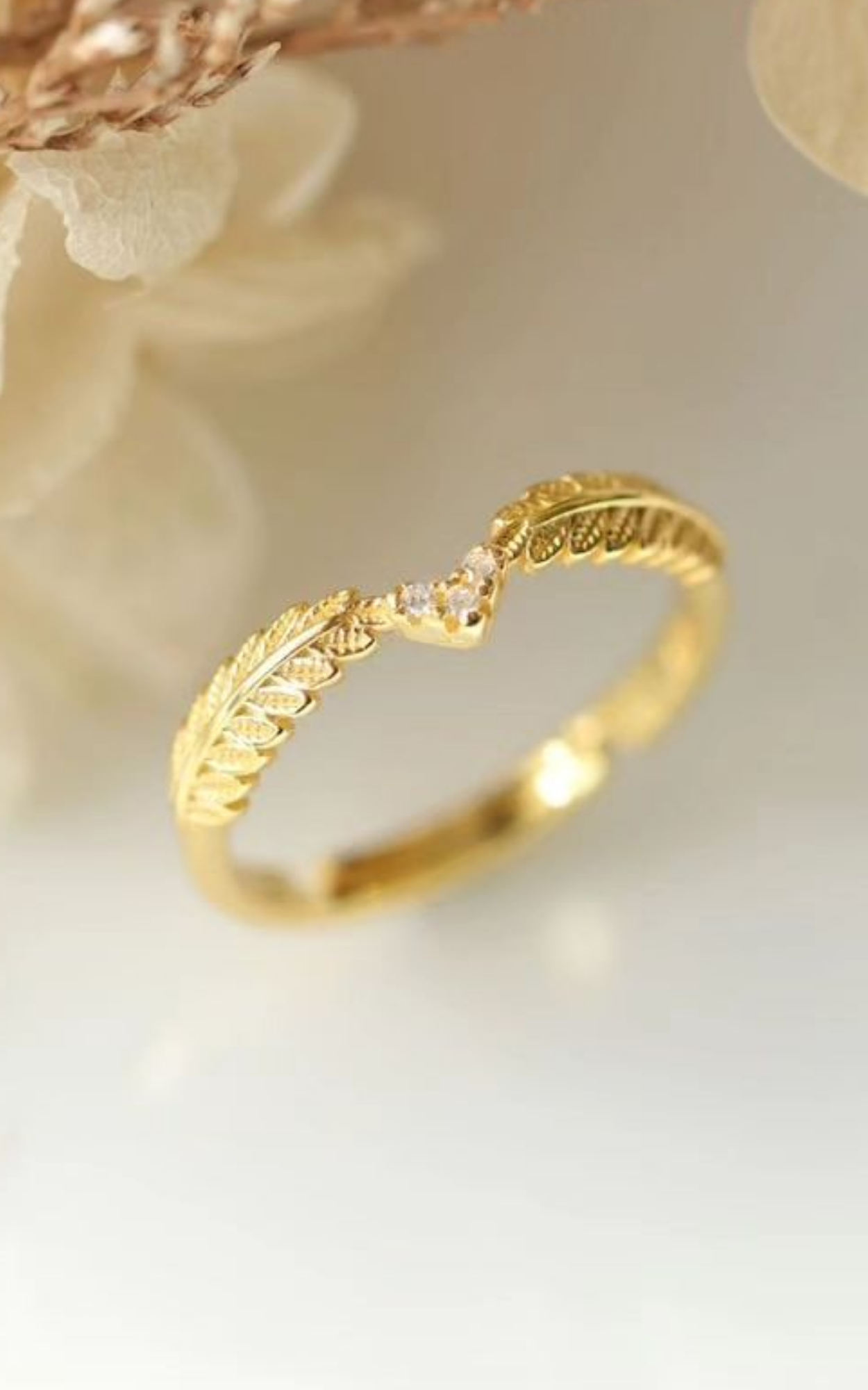 Mini heart Leafy band Ring