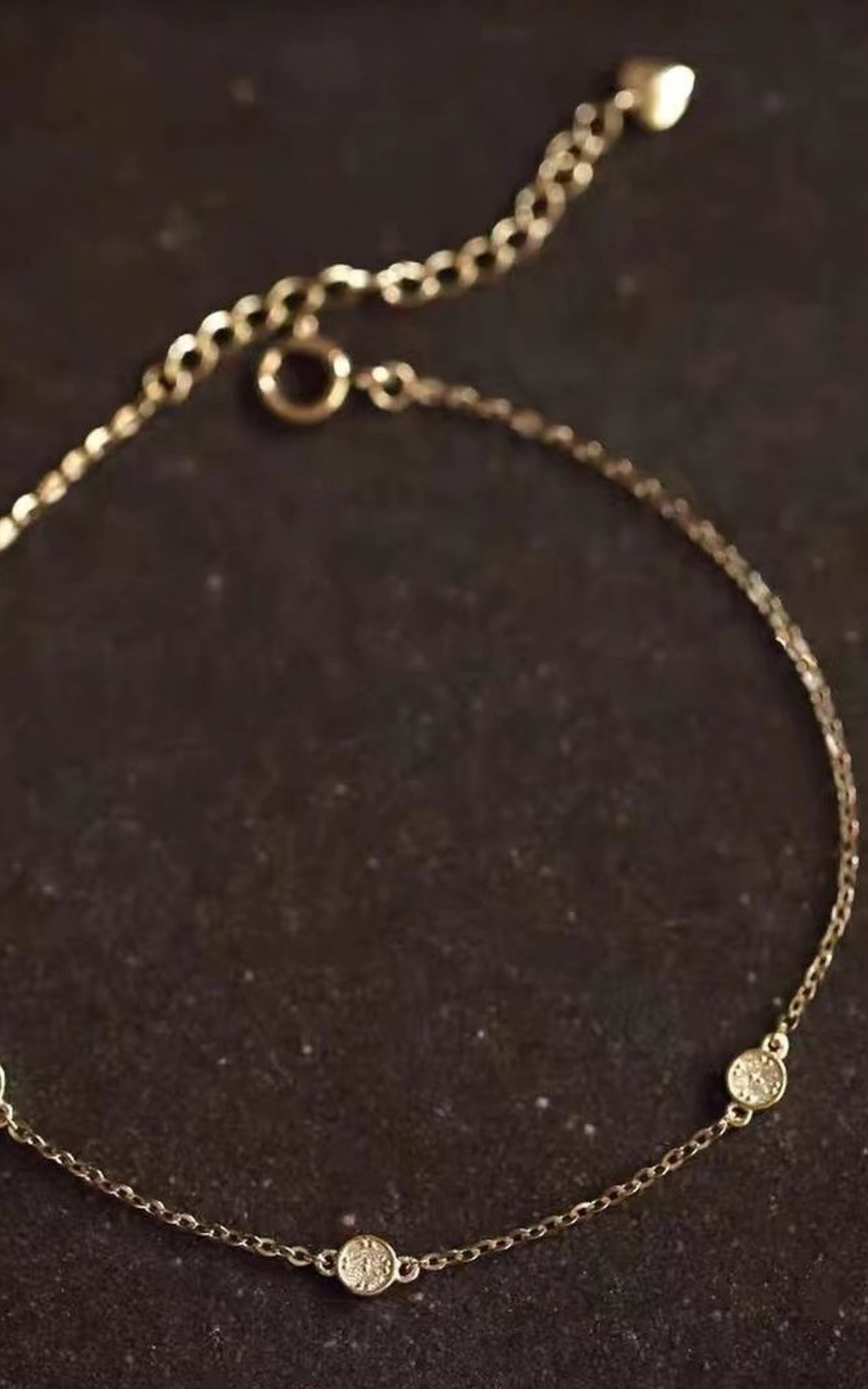 Dainty Round diamond Bracelet
