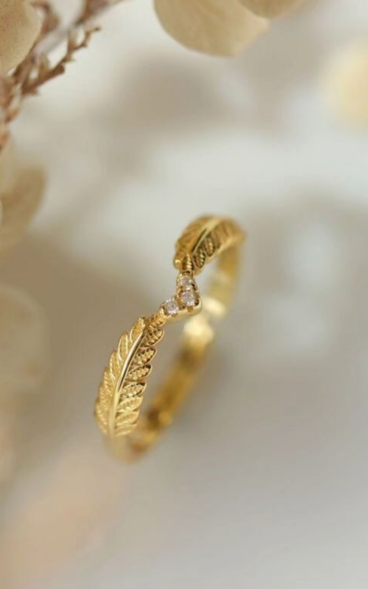 Mini heart Leafy band Ring