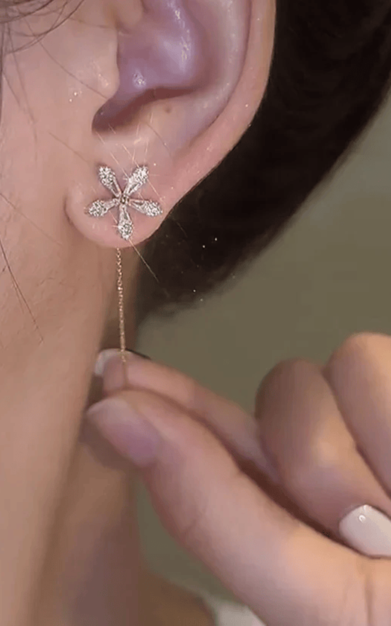 Flower Chain Earring