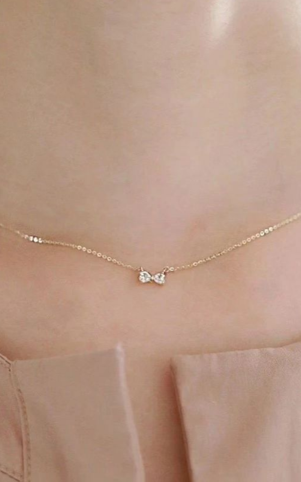 Dainty Bow Necklace
