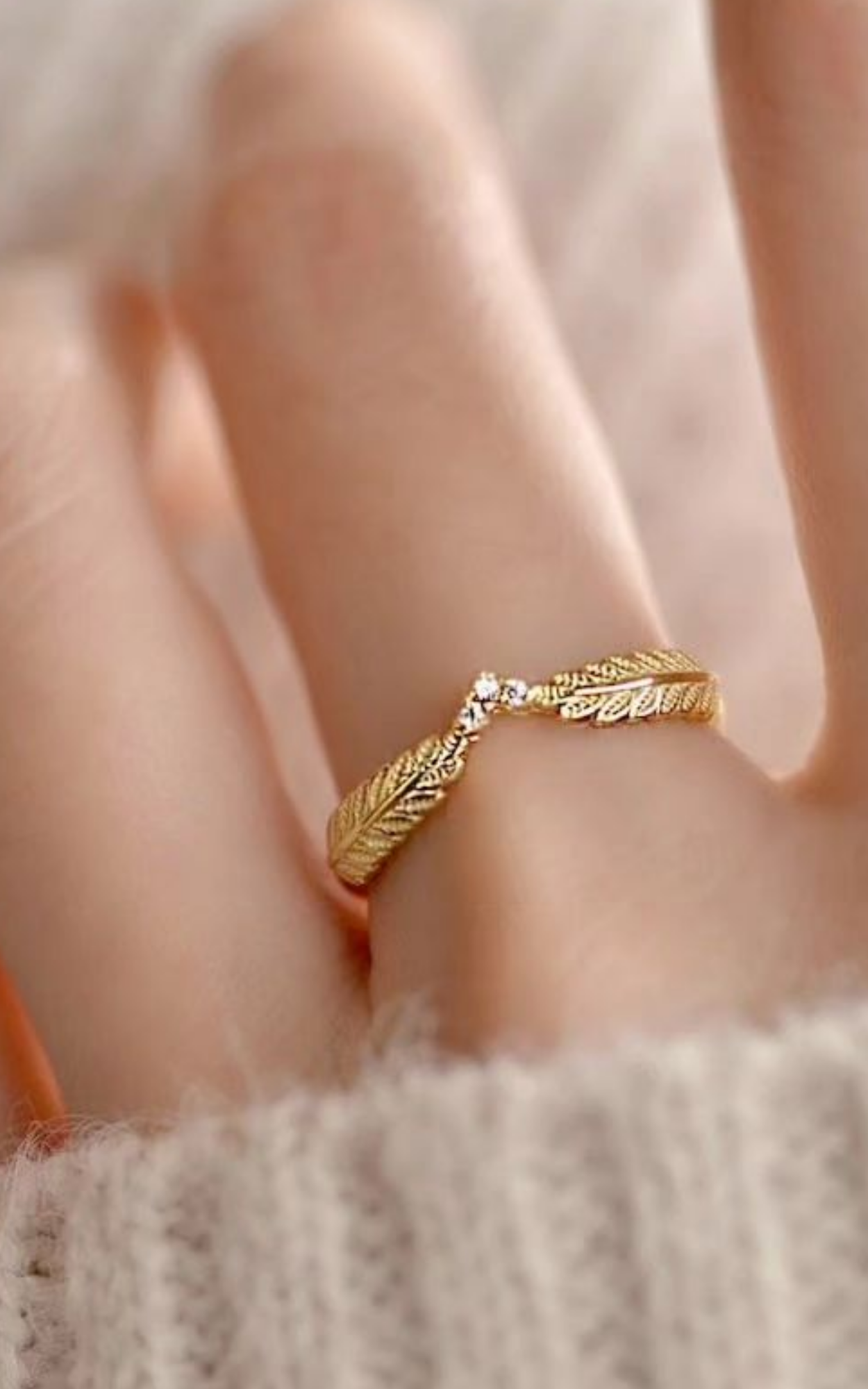 Mini heart Leafy band Ring