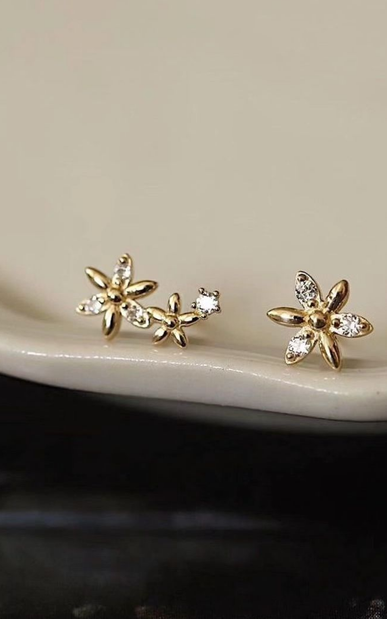 Mini diamond Star Earrings (2 pairs)