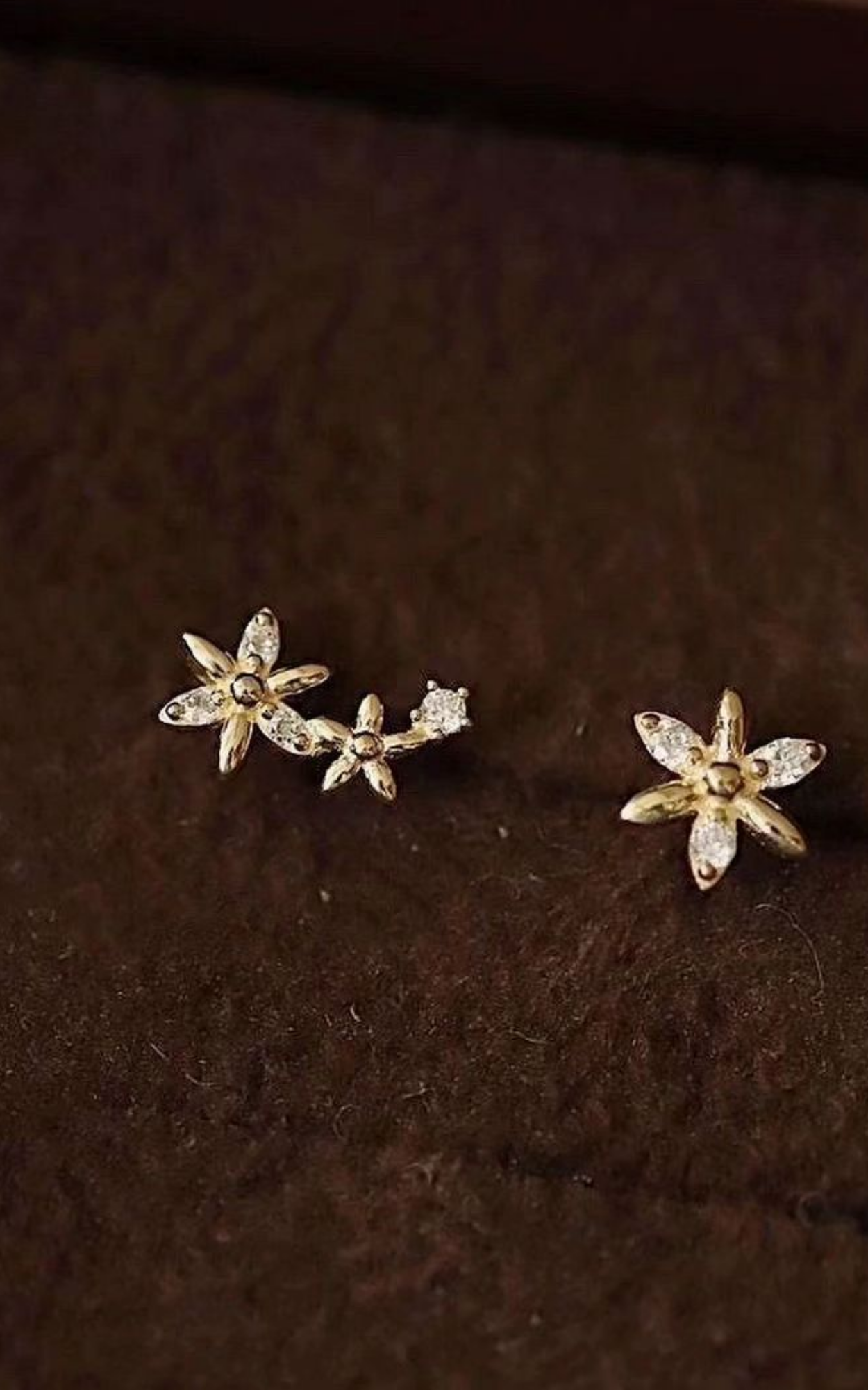 Mini diamond Star Earrings (2 pairs)