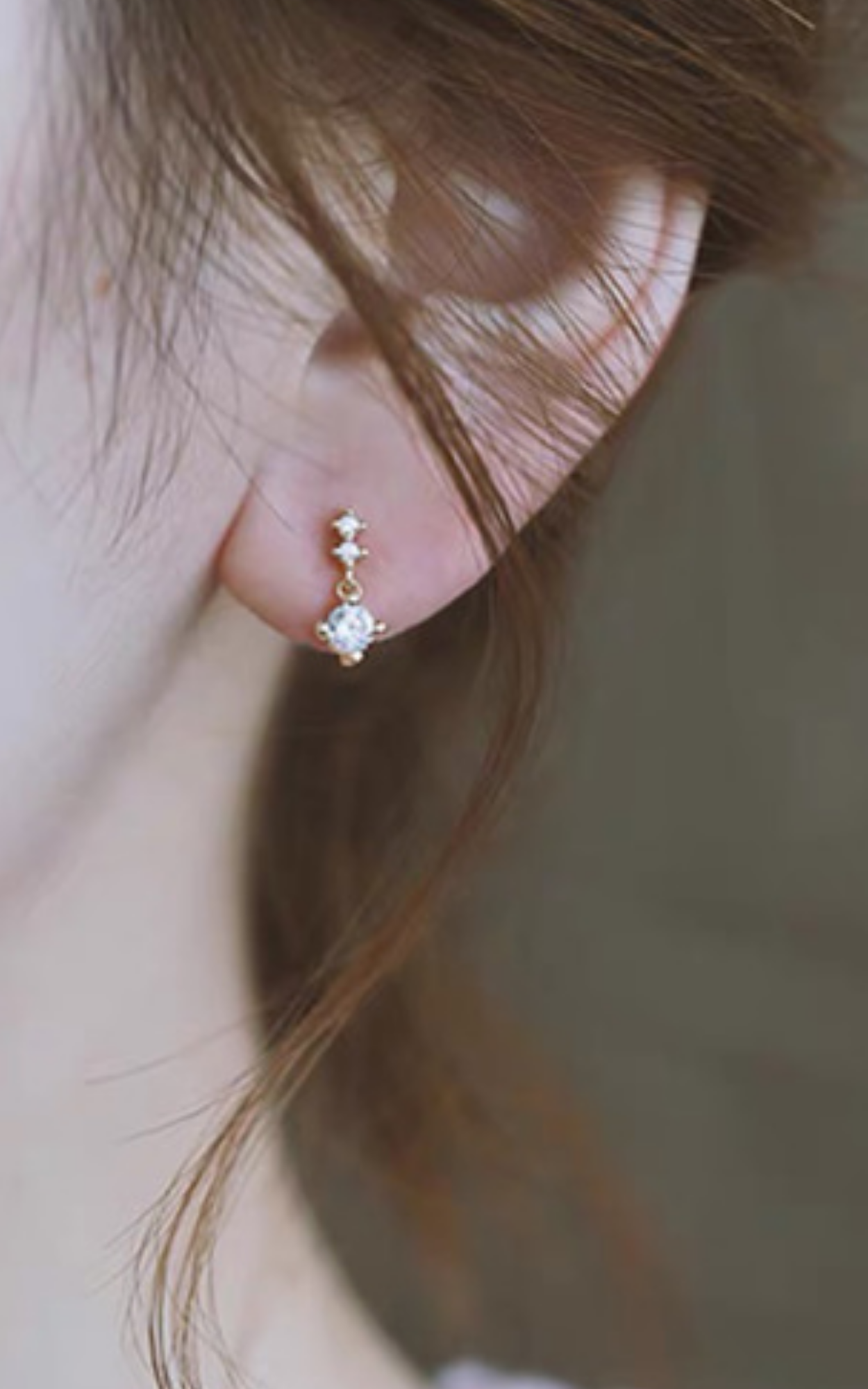 Diamond drop earrings