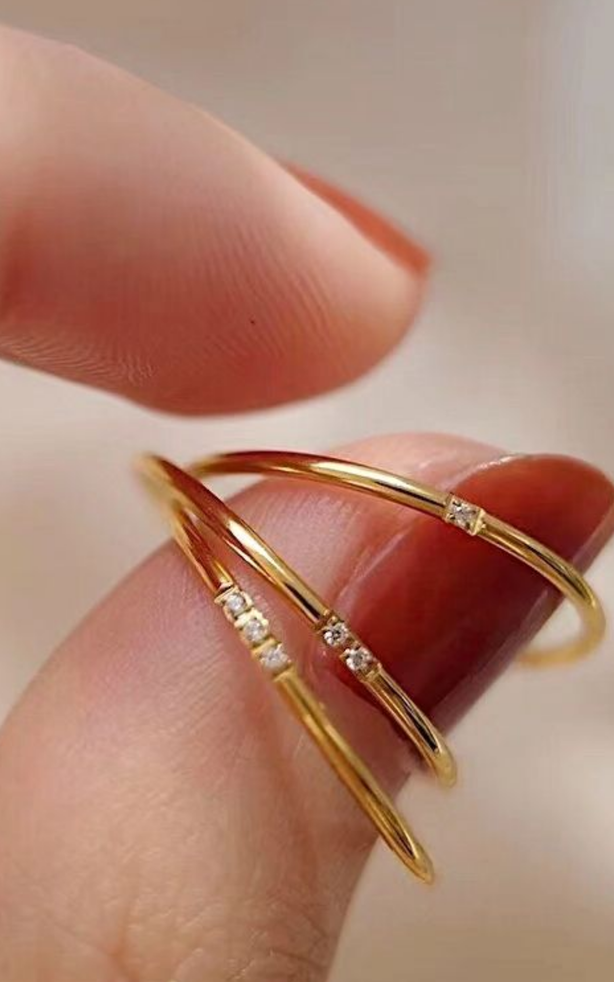 Single Diamond Band Ring