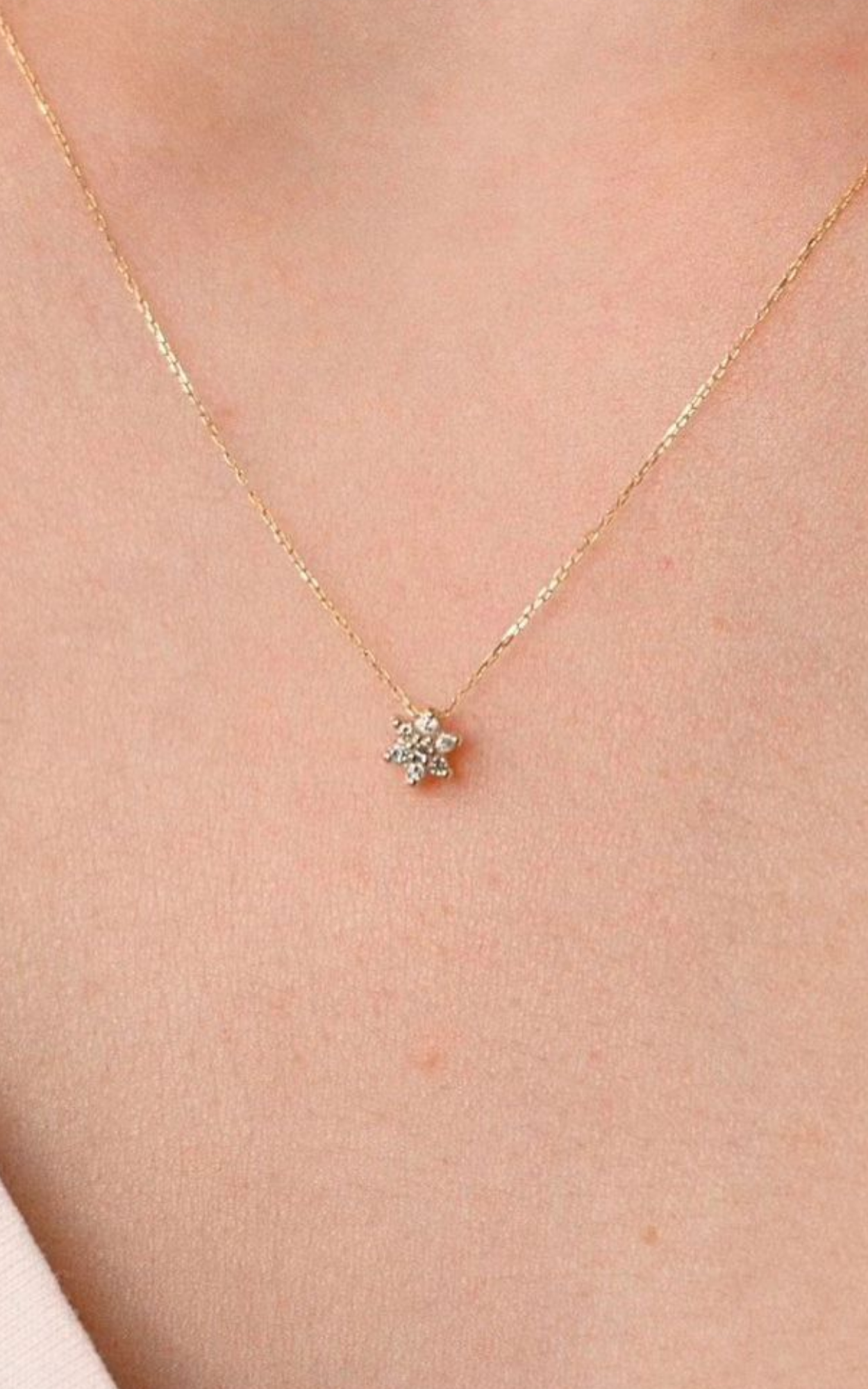 Dainty Mini Flower Necklace