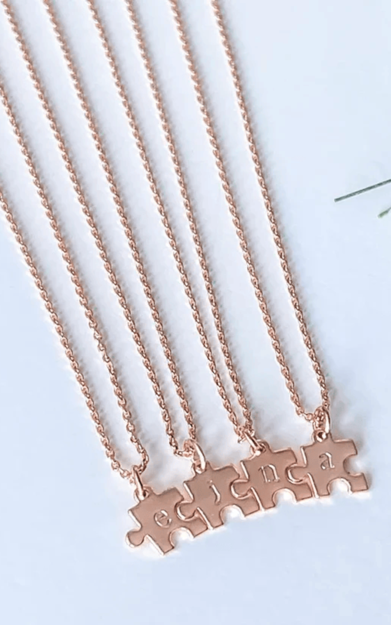 Single Puzzle Necklace